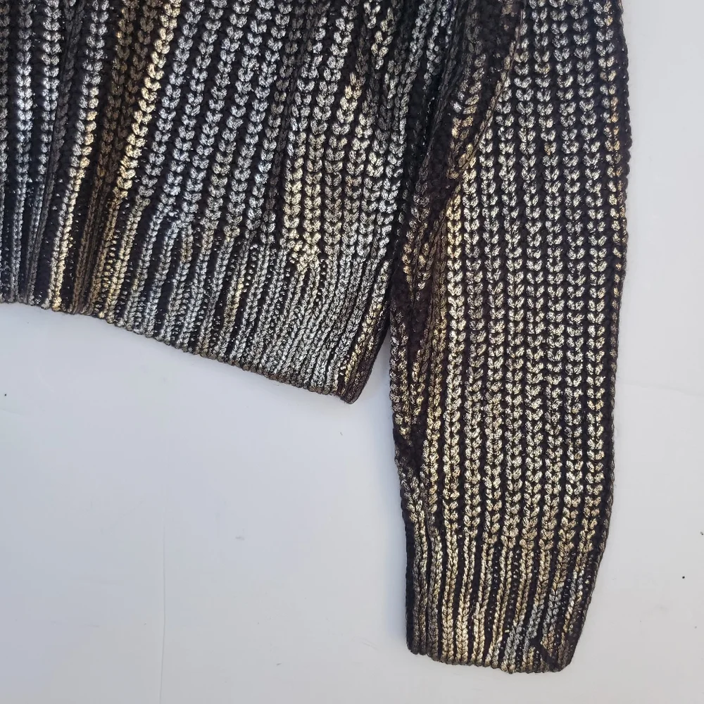 Crop Metallic Gold Black Cable Knit Sweater NWT Size L - Picture 3 of 16